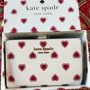 Kate Spade bifold medium Wallet cream with Red Heart Design